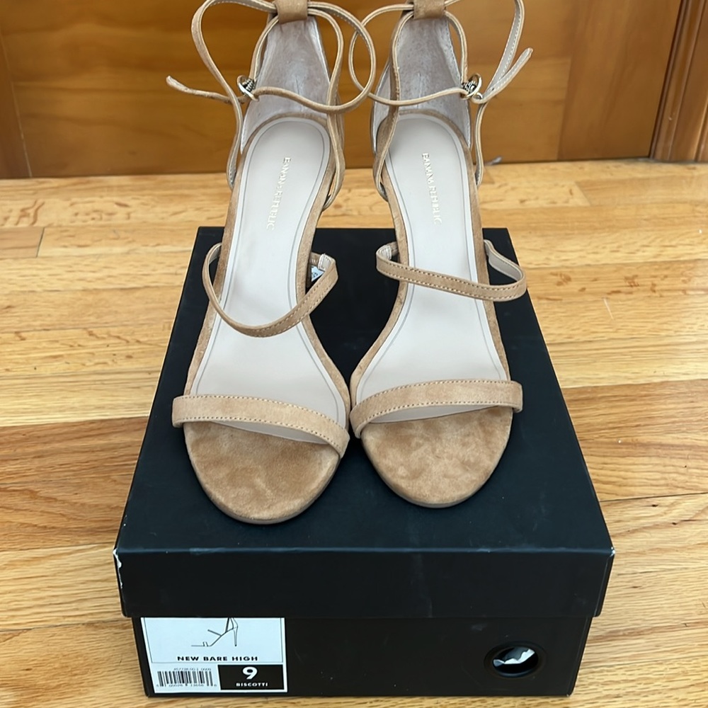 Banana Republic Bare High Suede Heels Size 9 (New with Box!)